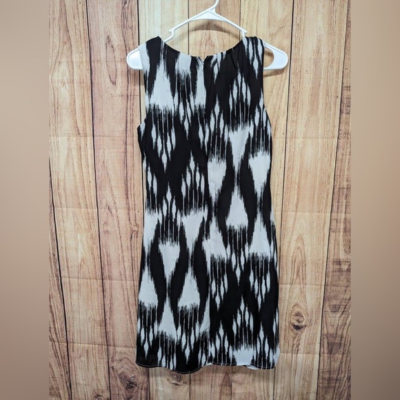 Worthington pleated color shift above knee dress size 4 - Picture 4 of 6